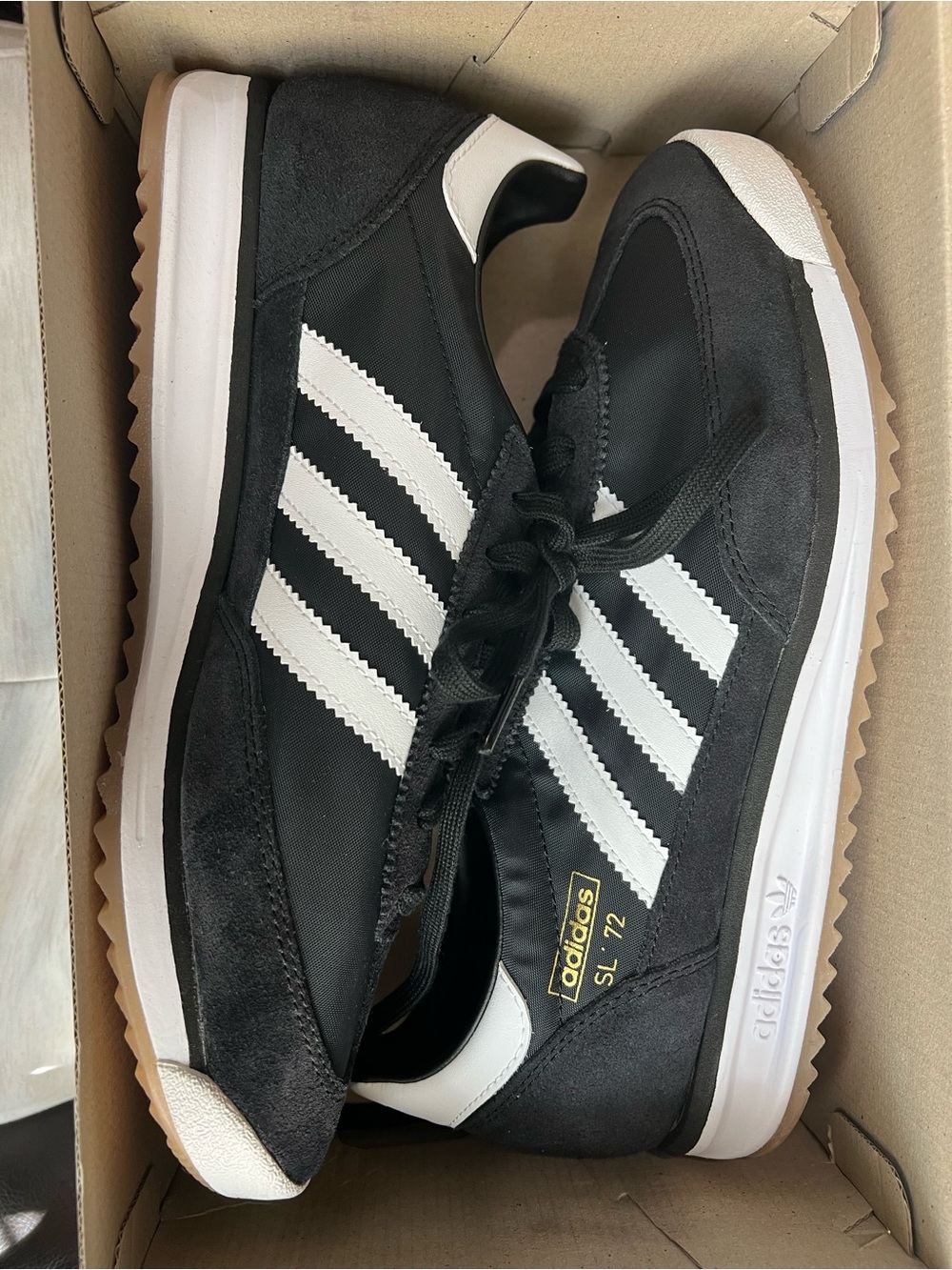 adidas SL 72 Men's Black & White Retro Sneakers - Picture 3 of 3